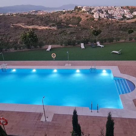 Small Oasis - Appartement 6 Personnes Manilva Esterno foto