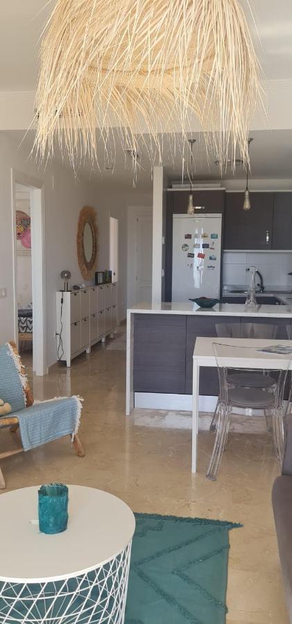 Small Oasis - Appartement 6 Personnes Manilva Esterno foto