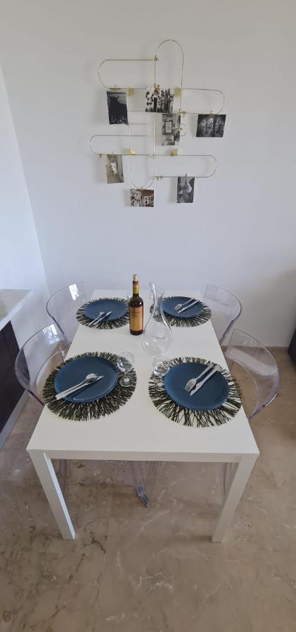 Small Oasis - Appartement 6 Personnes Manilva Esterno foto