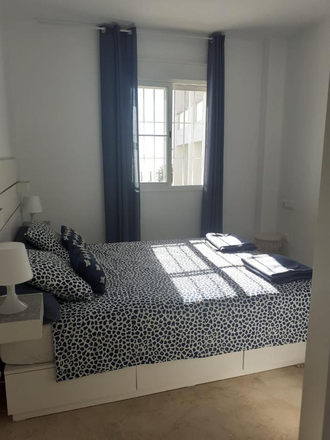 Small Oasis - Appartement 6 Personnes Manilva Esterno foto